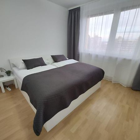 Marilyn Prijemny 3 Izbovy Byt V Raci Raca Exterior foto